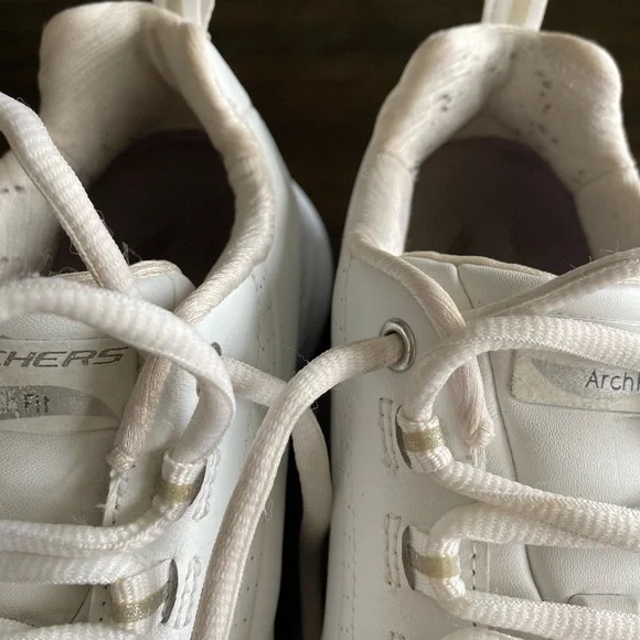 Skechers Arch Fit White Leather Athletic Sneakers Size 6.5 - Picture 7 of 7